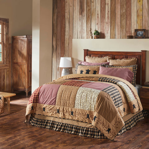 Pip Vinestar Quilt - Lange General Store