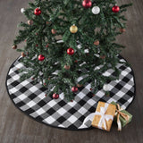 Sable Ann Check Tree Skirt-Lange General Store